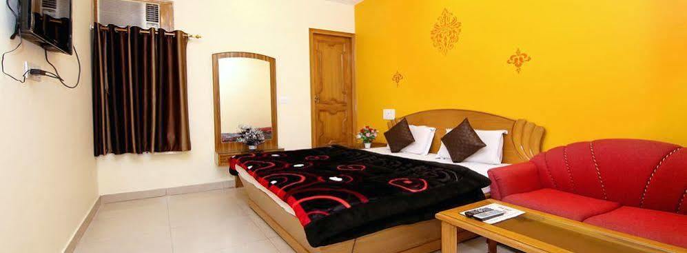 הרידוואר Hotel Sunshine מראה חיצוני תמונה